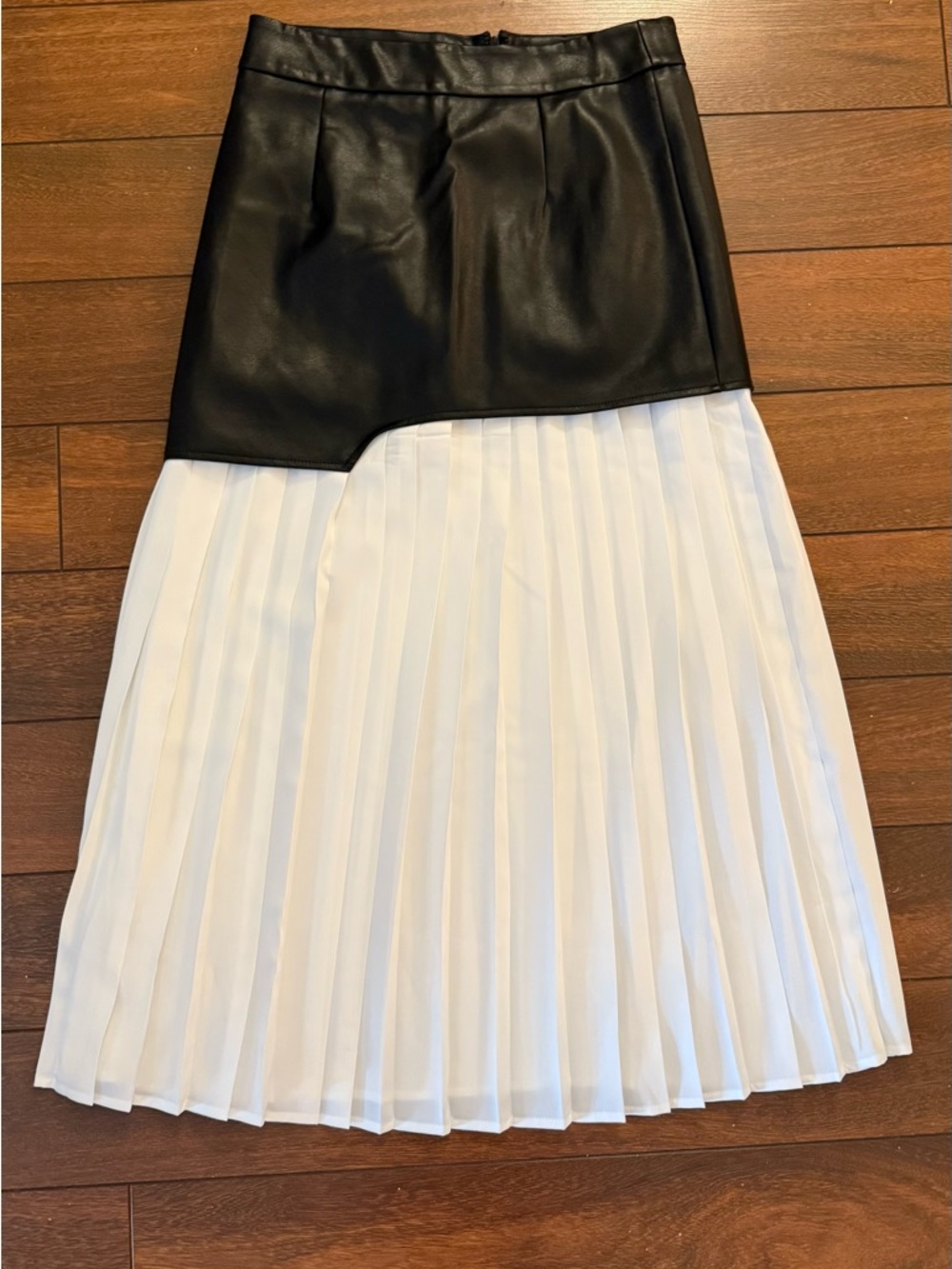 Commense Black and White Asymmetrical Pleated Midi Skirt